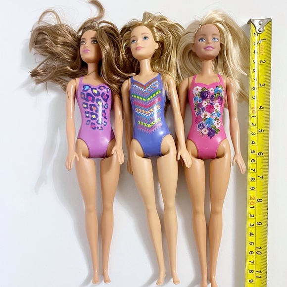 Barbies - Picture 2 of 2